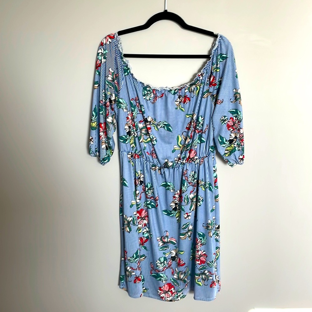 Tacera Stripped White and Blue off the shoulder Floral print Dress Size XL.